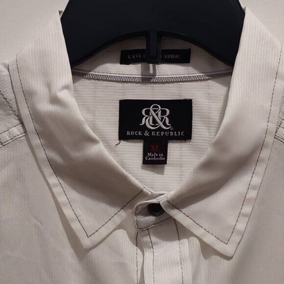 Rock & Republic  XL Women's Long Sleeve, Casual Buttoned Shirt - White and Black - Picture 4 of 15